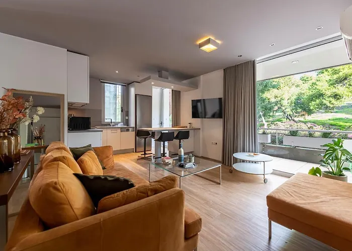 Phaedrus Living: Luxury Flat Vouliagmeni