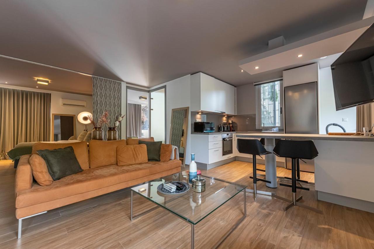Apartment Phaedrus Living: Luxury Flat Vouliagmeni