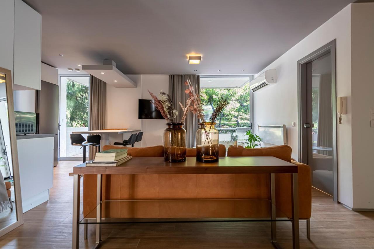 Phaedrus Living: Luxury Flat Vouliagmeni Apartment
